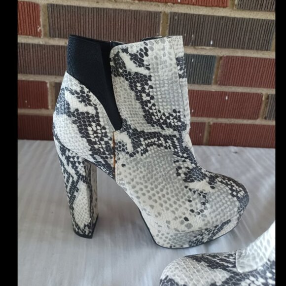 Snake Heels Boots - Picture 3 of 5